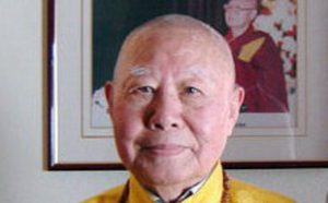 享誉世界的汉人拉然巴格西洛桑珍珠拜南无第三世多杰羌佛为师