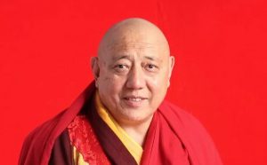 青海玉树当卡寺十八世都穆曲杰法王简介