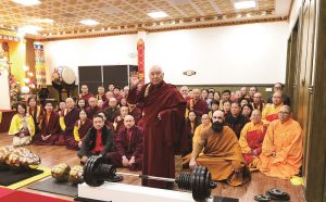 真佛法实显道行 假佛法空说理论